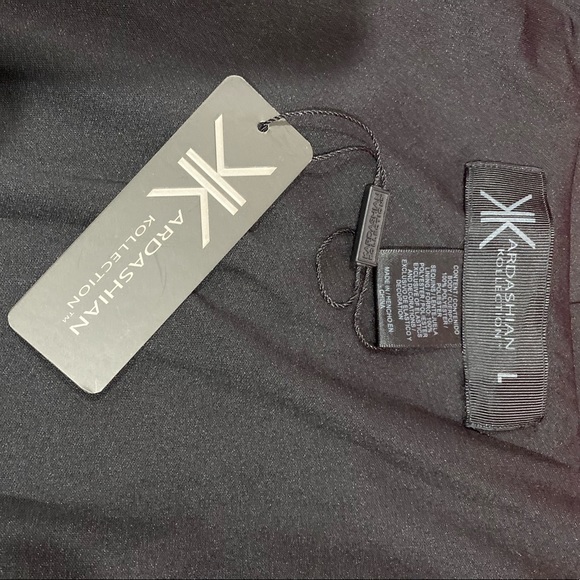 🎉SOLD ELSEWHERE 🎉Kardashian Kollection Blazer - Picture 4 of 6